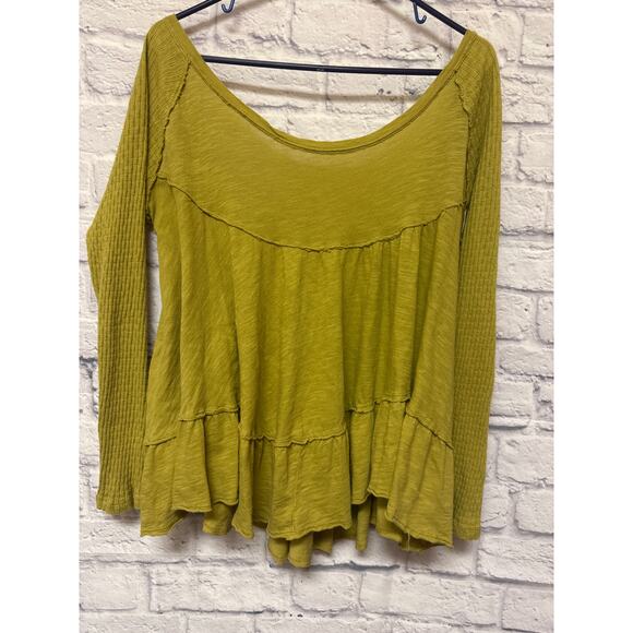 We The Free Pea Green Long Sleeve Tunic Top Open Tie Back Scoop Neck SZ Large - Picture 1 of 3